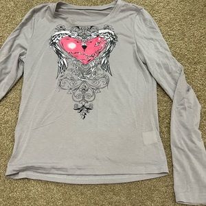 grunge style long sleeve tee